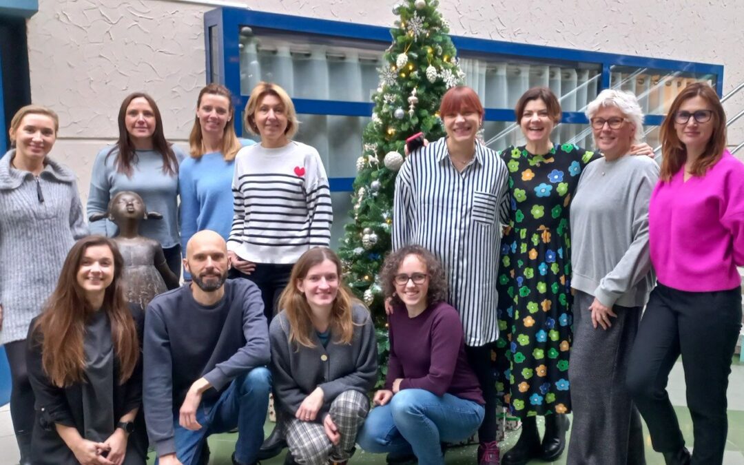 Mokslus baigė 21B grupė