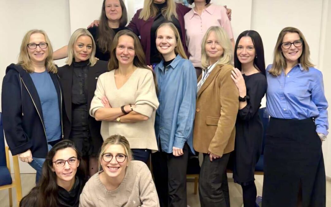 Mokslus baigė 24B grupė